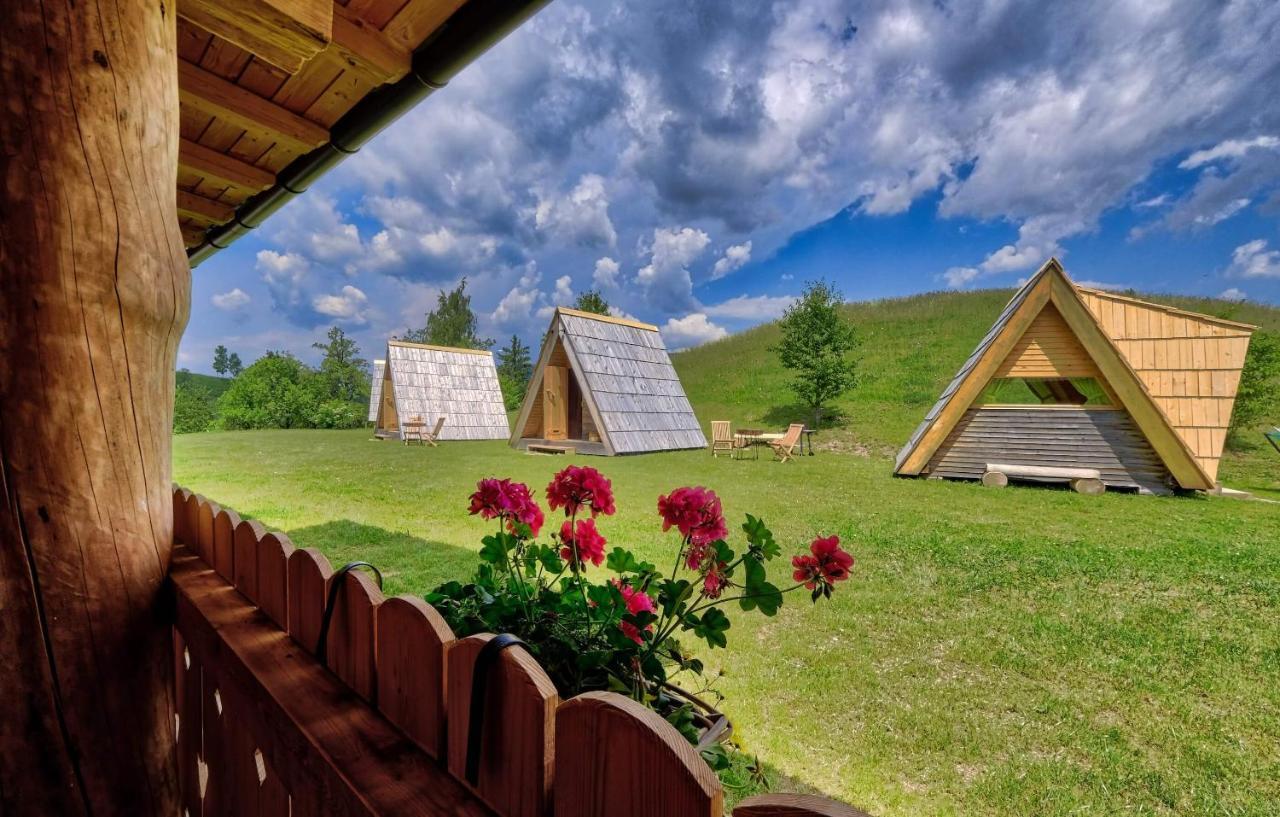 Hotel Glamping Brodej Vitanje Exterior foto